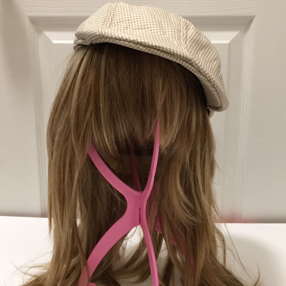 Tan & White Houndstooth SCALLY CAP AND Grn Wht Blk plaid hat
